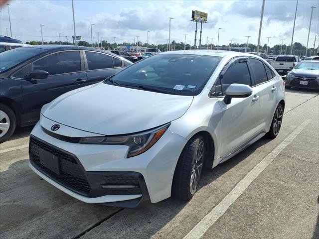 Certified Used 2022 WIND CHILL PEARL Toyota  image 4