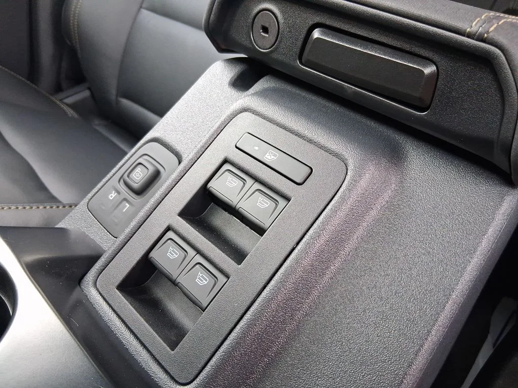 New 2026 Carbonized Gray Metallic Ford Badlands® image 11