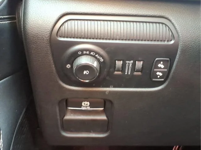 Used 2024  Jeep Series II image 15