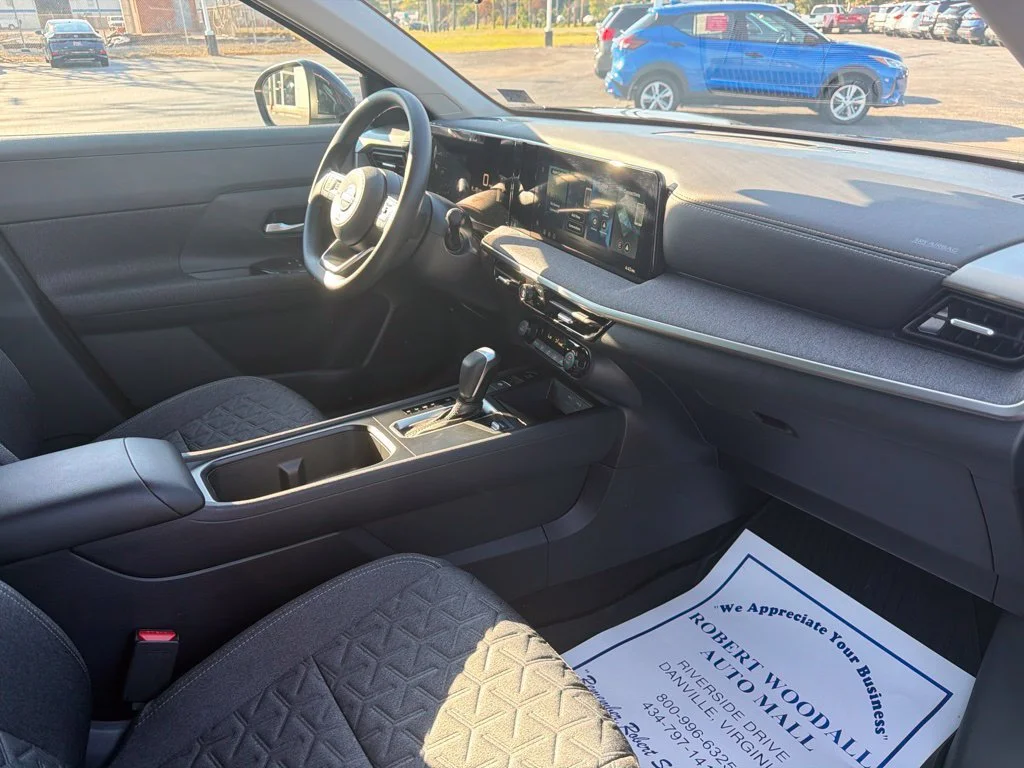 Used 2026 Bronze Nissan SV image 13