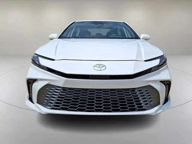 Used 2025 White Toyota SE image 3