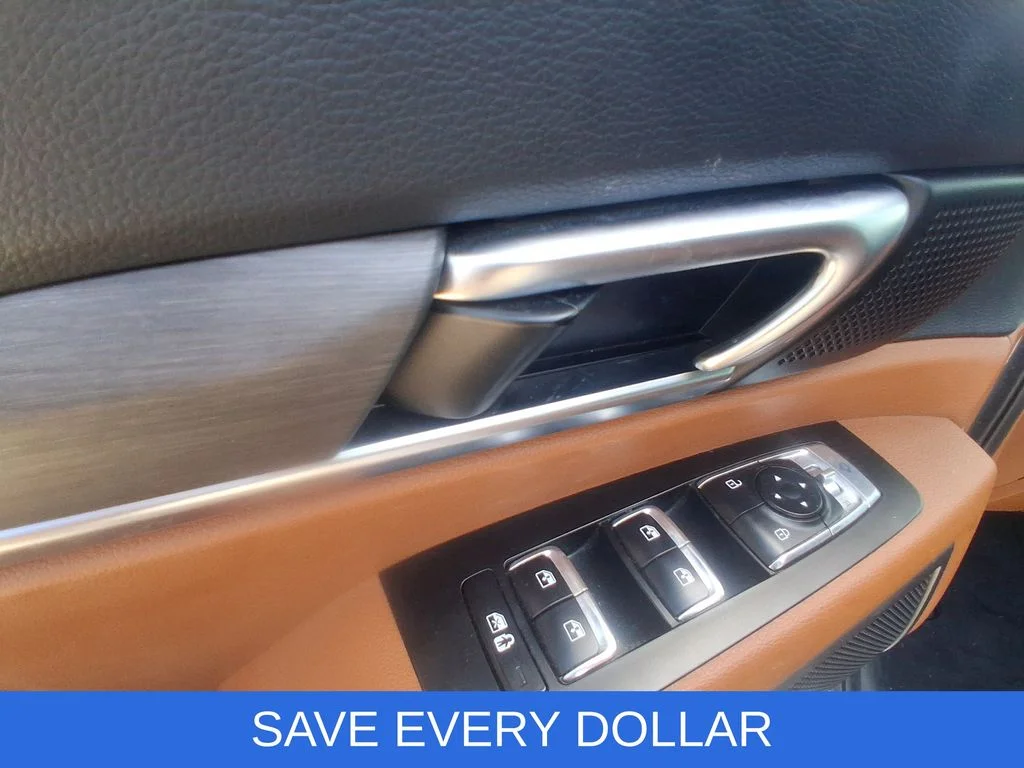 Used 2025 White Kia EX X-Line image 12