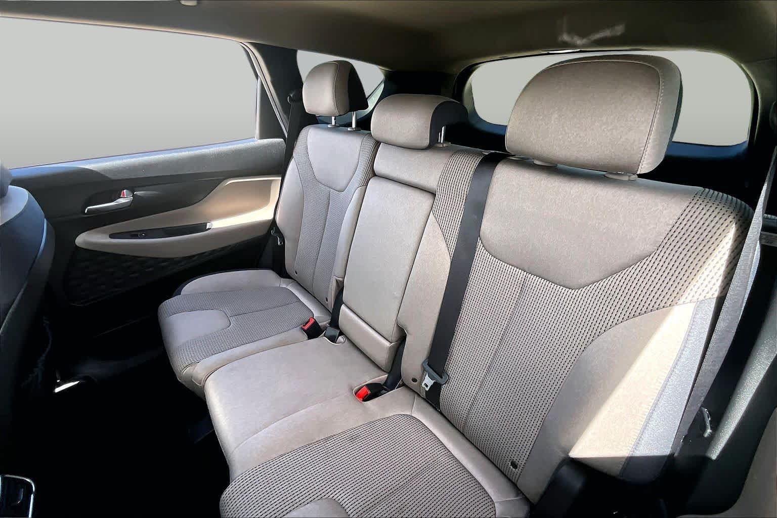 Used 2022 Quartz White Hyundai SEL image 19