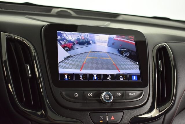 Used 2022 Silver Chevrolet RS image 43