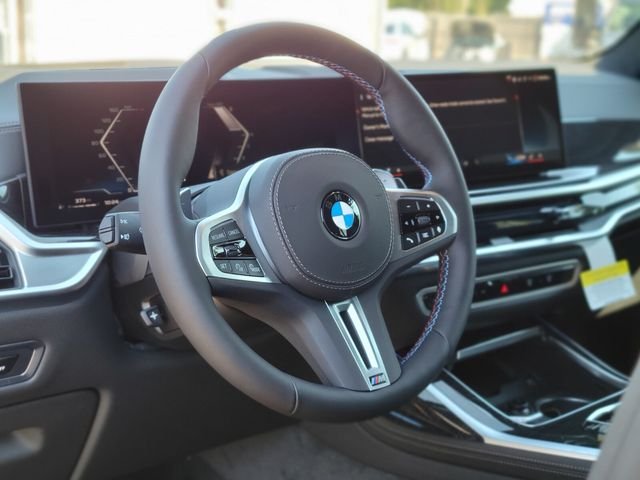 New 2027 Blue BMW M60i image 16