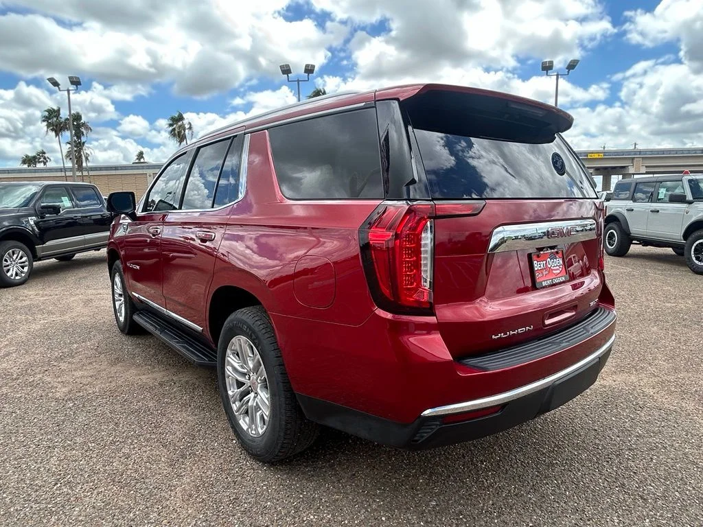Used 2021 Red GMC SLT image 4