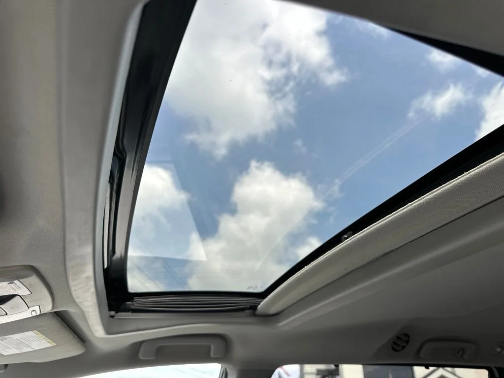 Used 2017 White Toyota XLE image 43