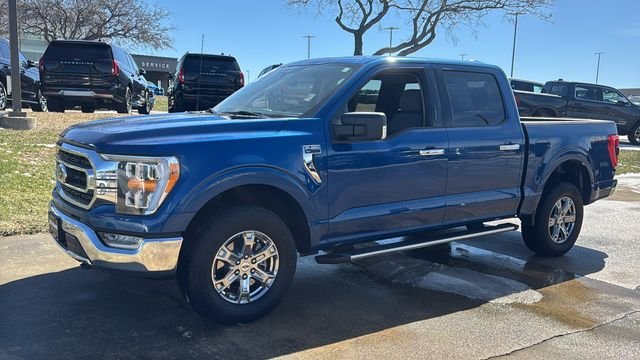 Used 2023 Blue Ford XLT image 5