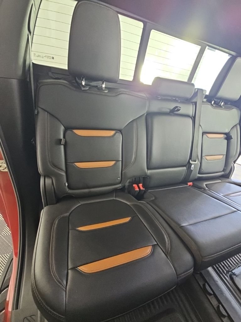 Used 2022 Red GMC AT4 image 15