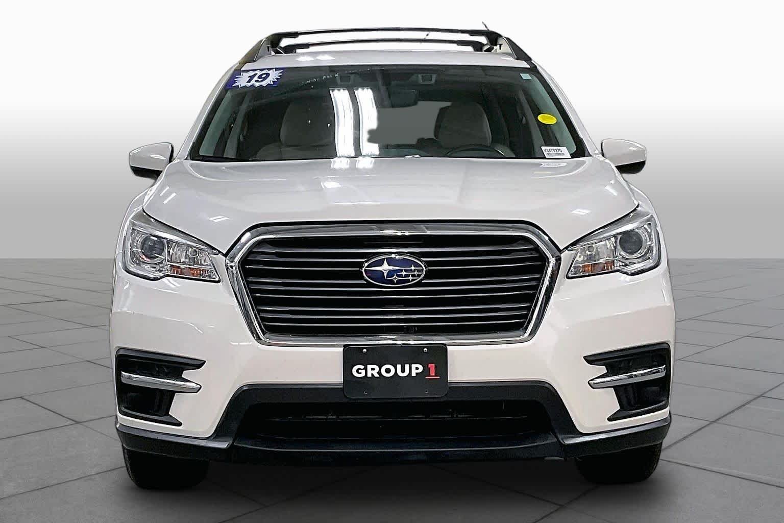 Used 2019 Crystal White Pearl Subaru Premium image 4