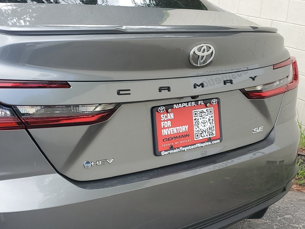 Used 2026  Toyota SE image 16