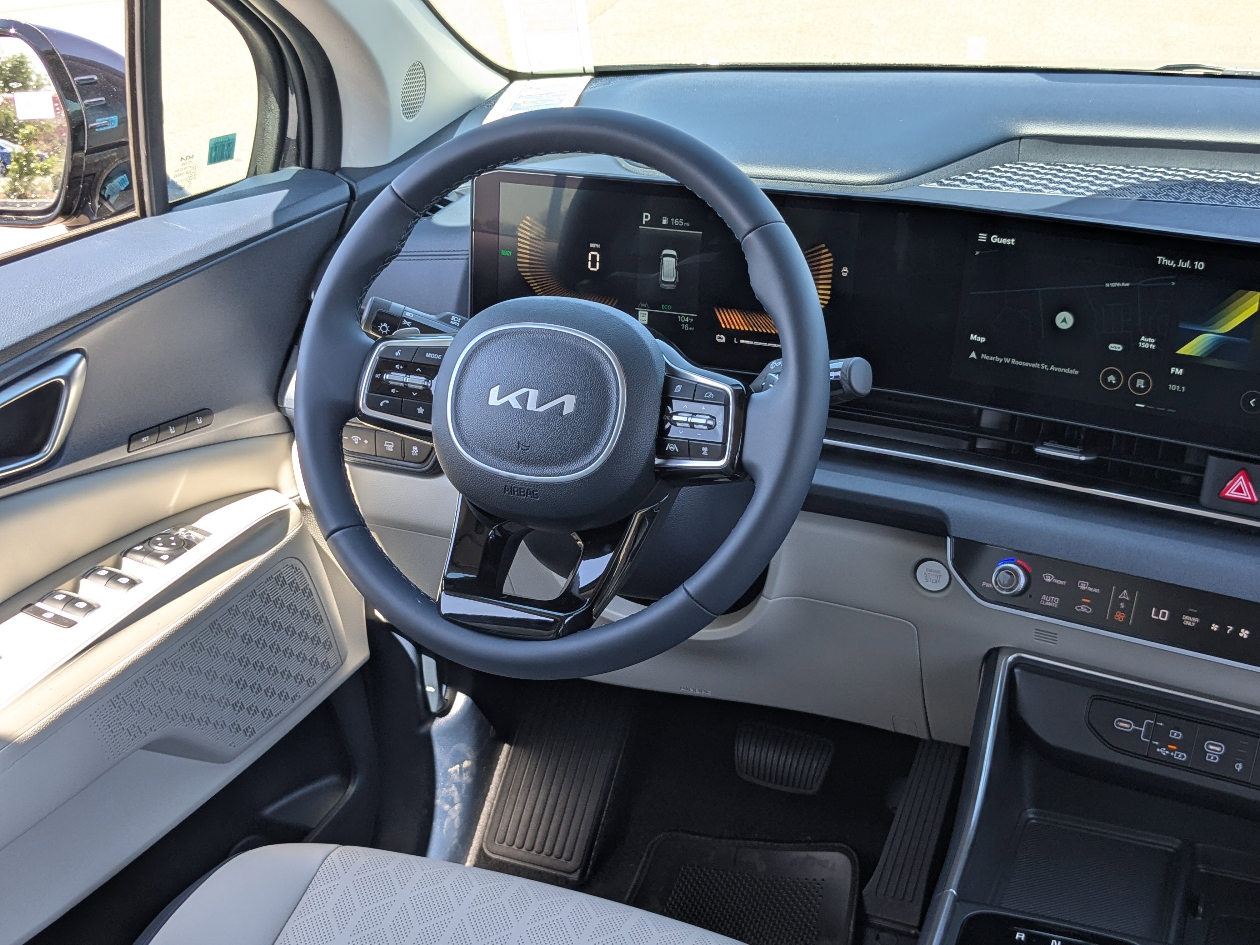 2026 Kia Carnival EX - Photo 14