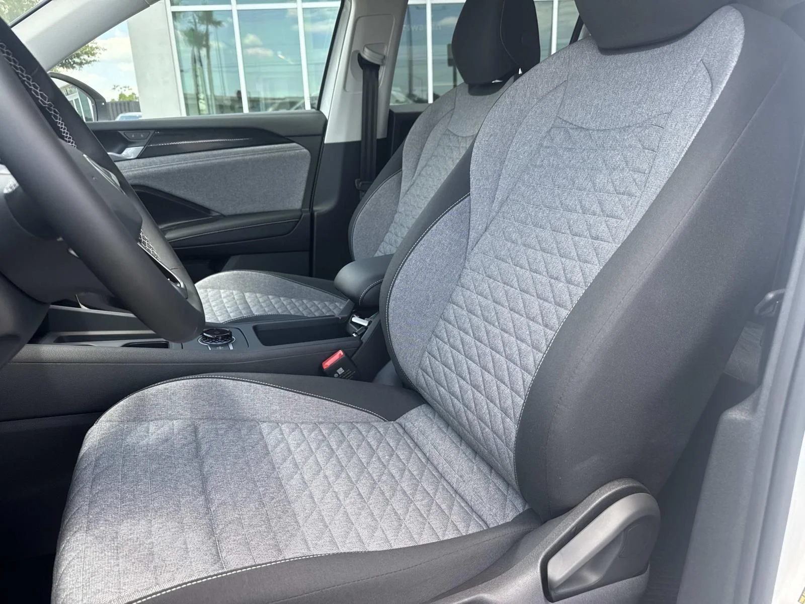 New 2026 White Volkswagen 2.0T S image 8