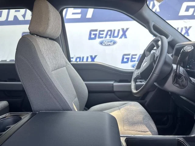 New 2026 Marsh Gray Ford XLT image 24
