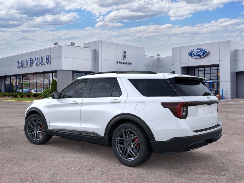 New 2026 Star White Metallic Tri-Coat Ford ST-Line image 4