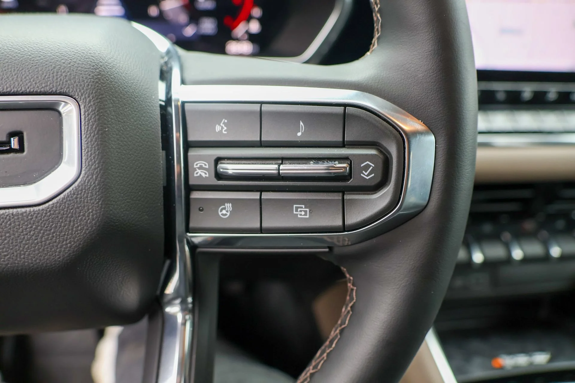Used 2026 Summit White GMC Denali image 45