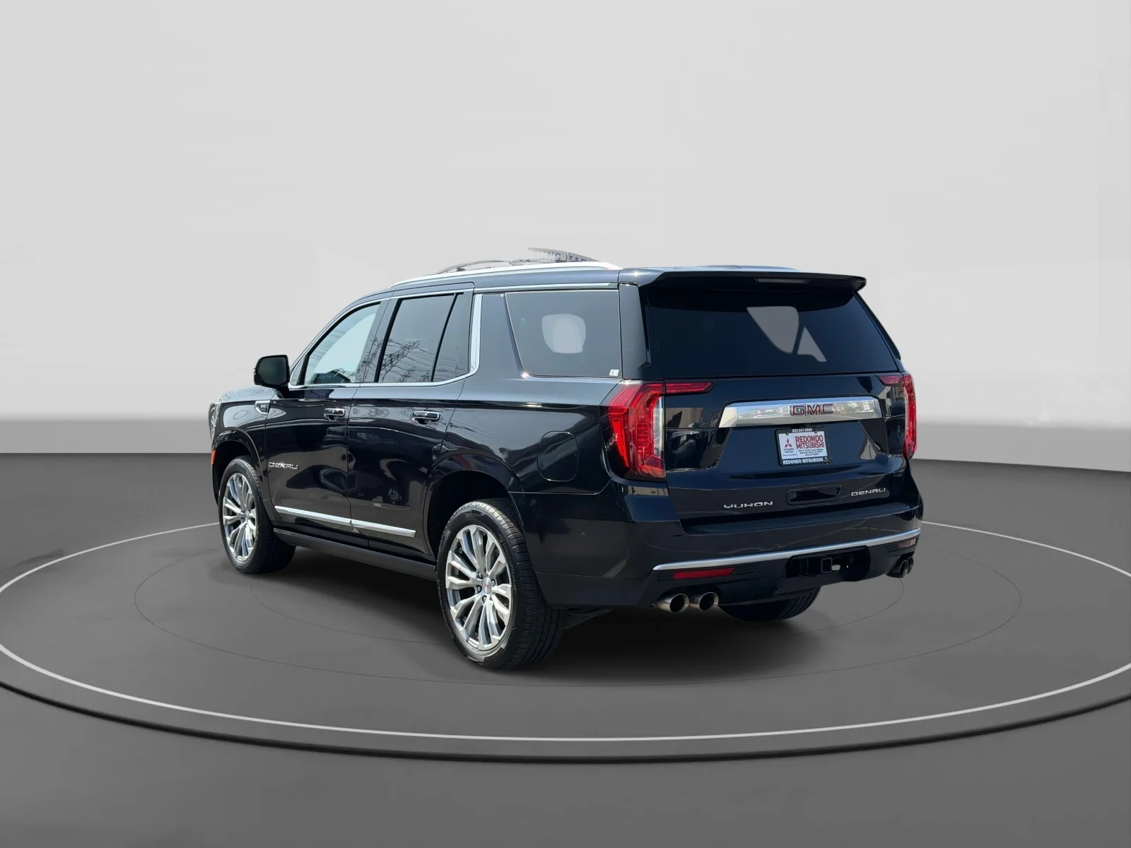 Used 2023 Midnight Blue Metallic GMC Denali image 5