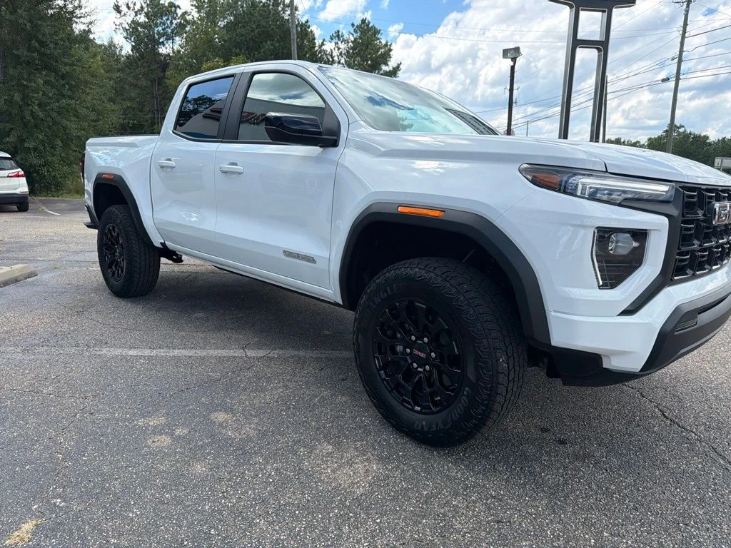 New 2026 White GMC Elevation image 7