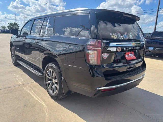 Used 2023 Black Chevrolet LT image 4