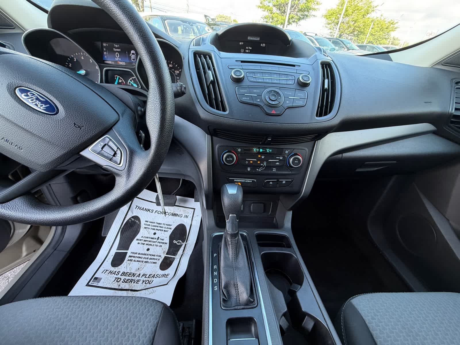 Used 2017 White Gold Ford SE image 20
