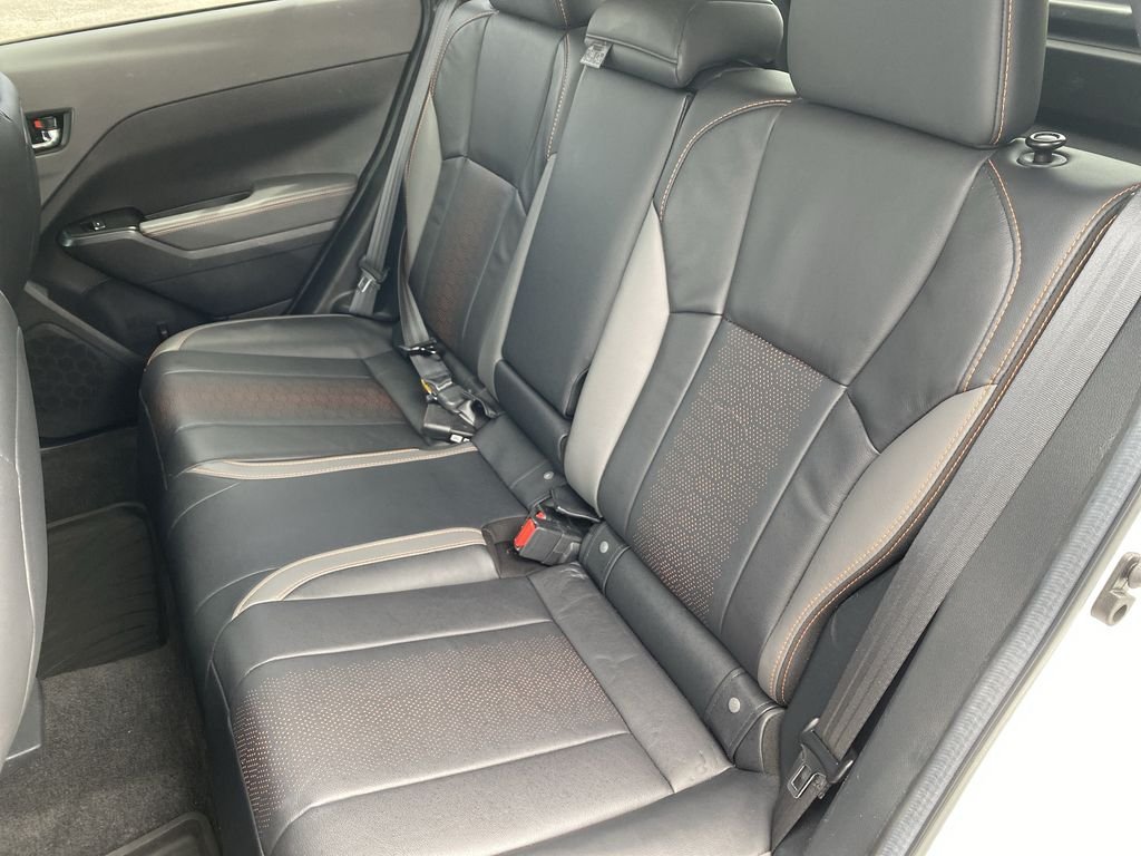 Used 2024 Crystal White Pearl Subaru Limited image 29