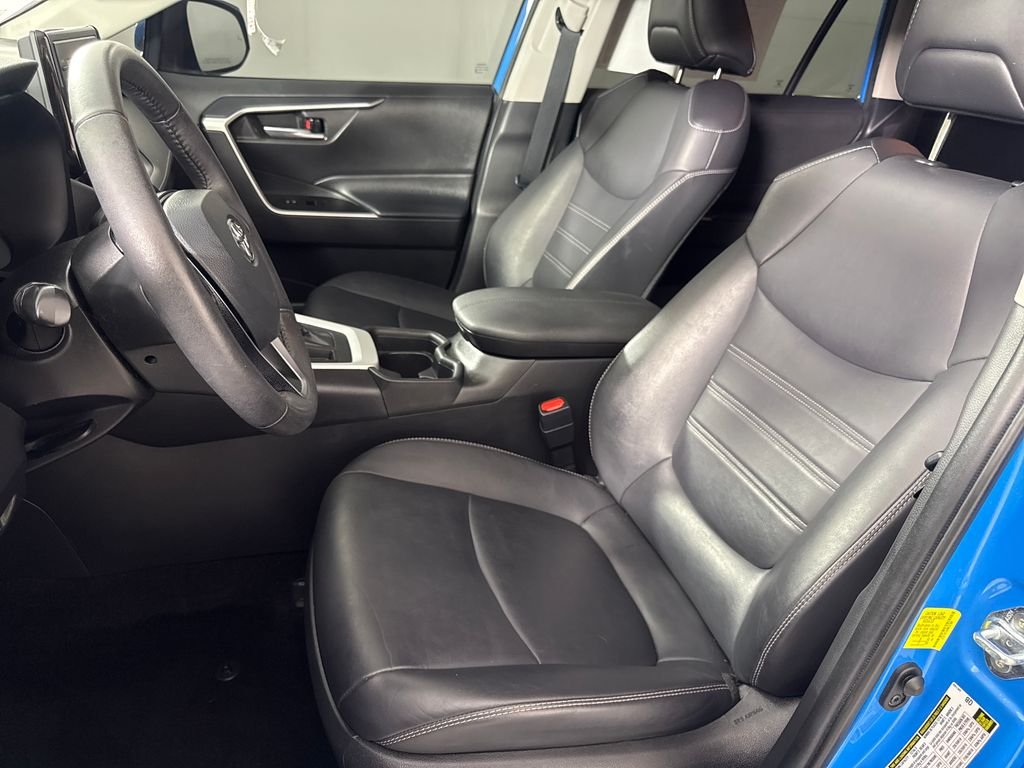 2021 Toyota RAV4 XLE Premium - Photo 11