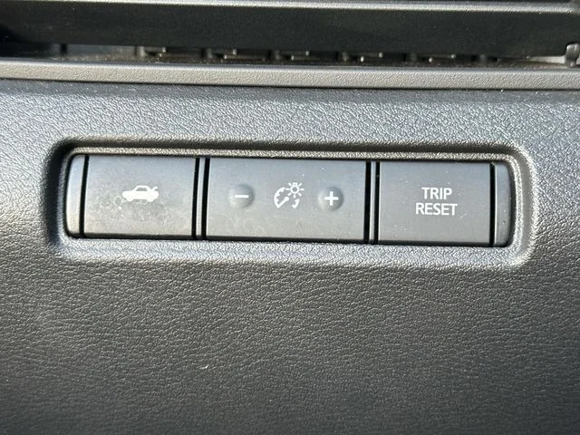 Used 2023 Gray Nissan 2.5 SR image 25