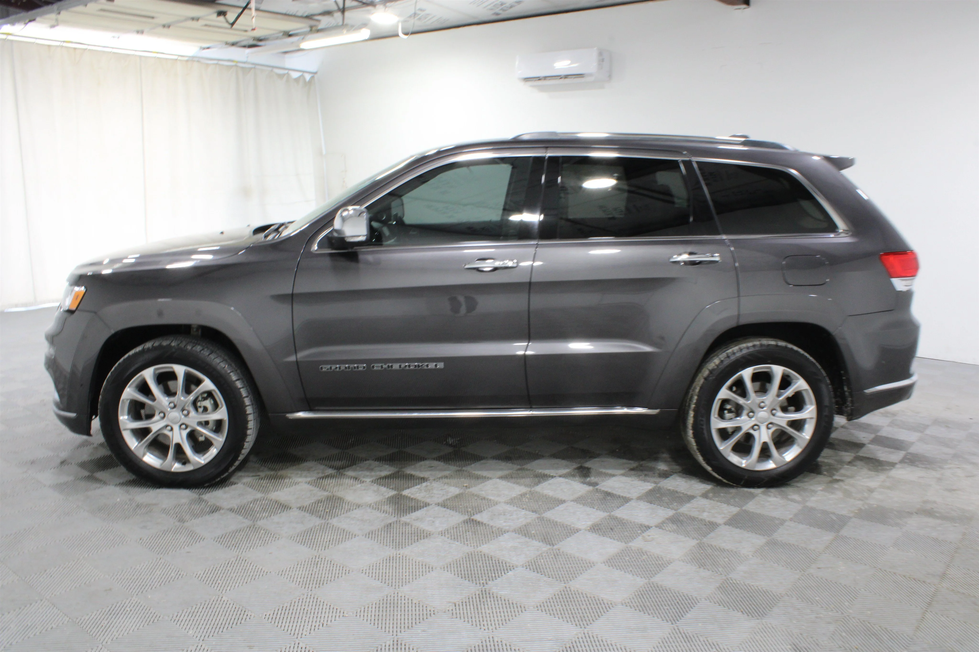 2021 Jeep Grand Cherokee Summit - Photo 31