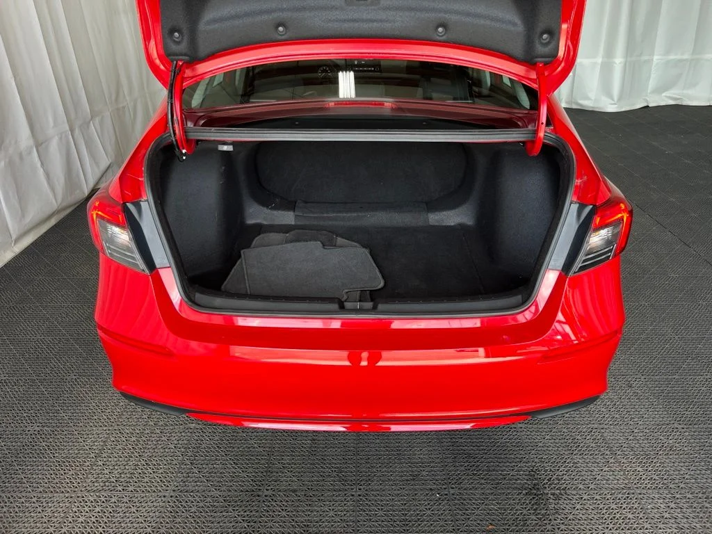 Used 2023 Red Honda LX image 26