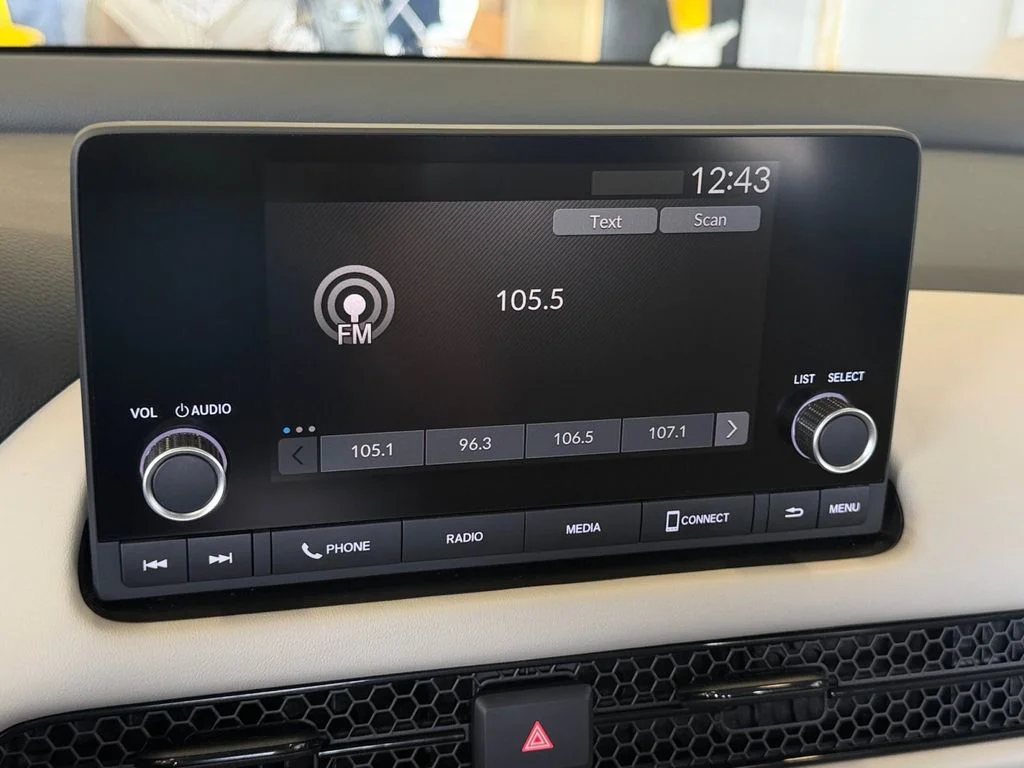 Used 2023  Honda LX image 20