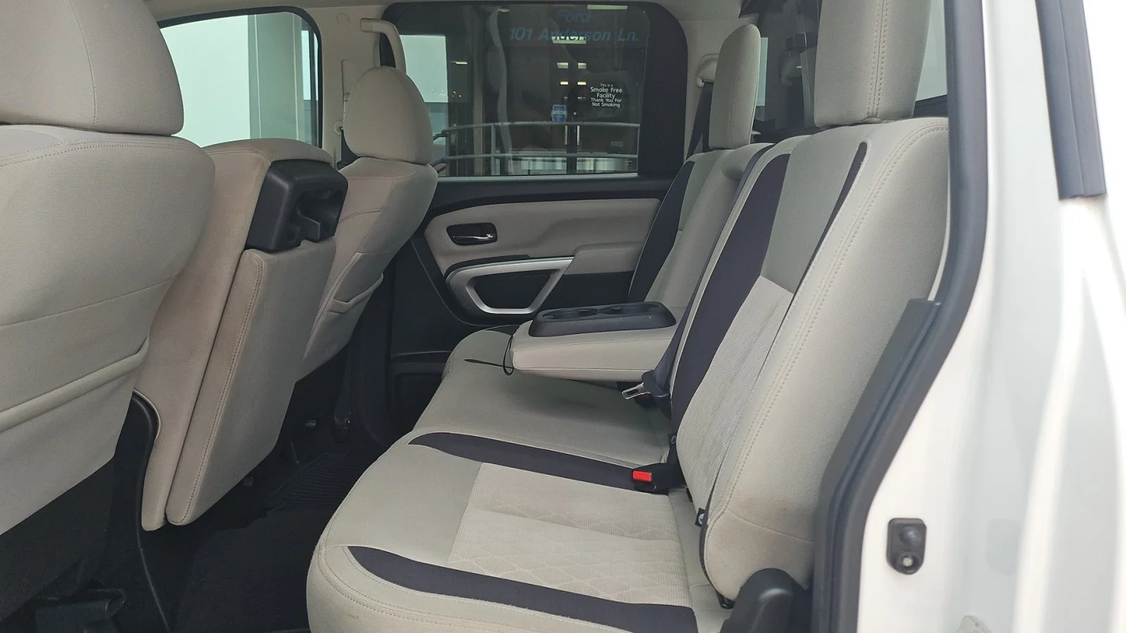 Used 2021 Glacier White Nissan SV 4WD image 12