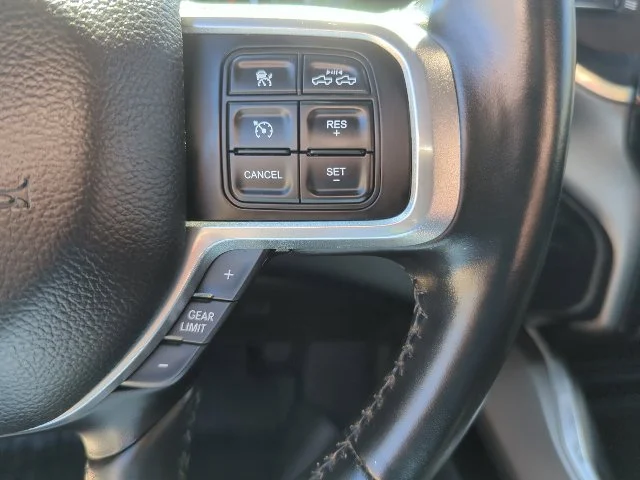 Used 2022 Black Ram Laramie image 13