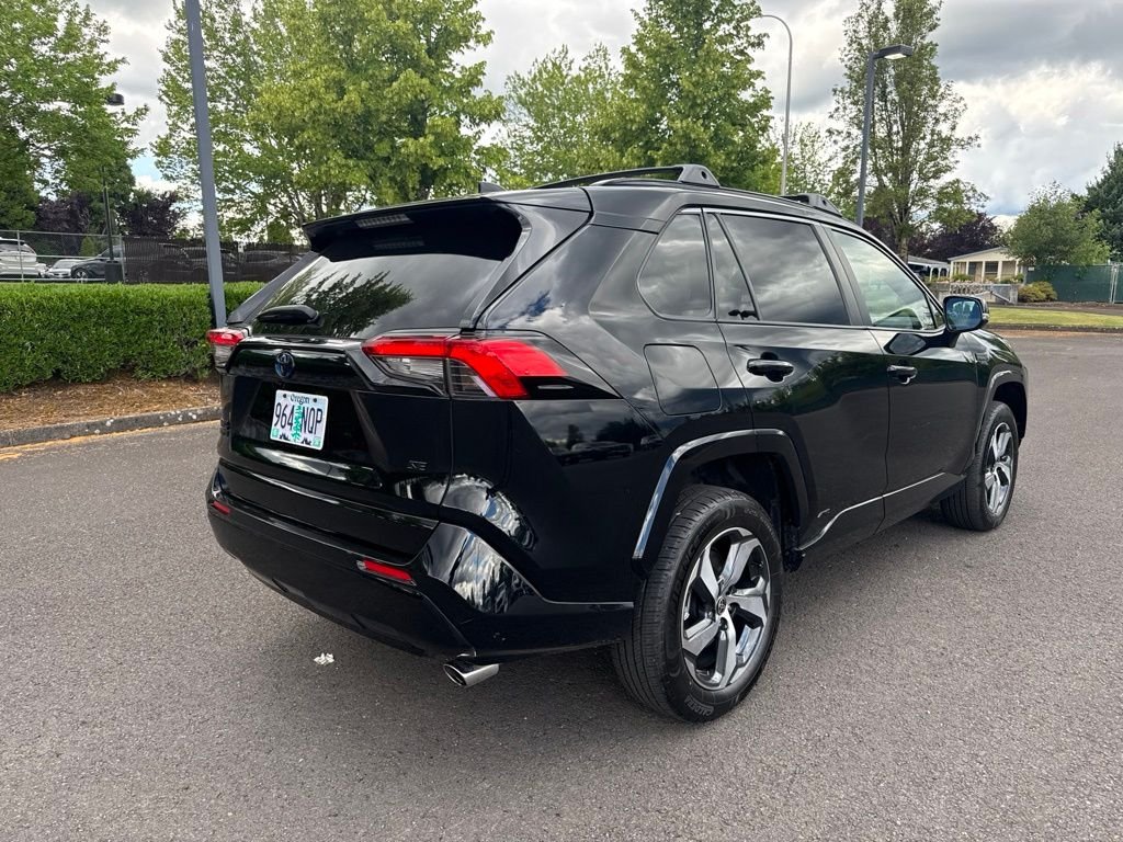 Used 2022 Midnight Black Metallic Toyota SE image 7