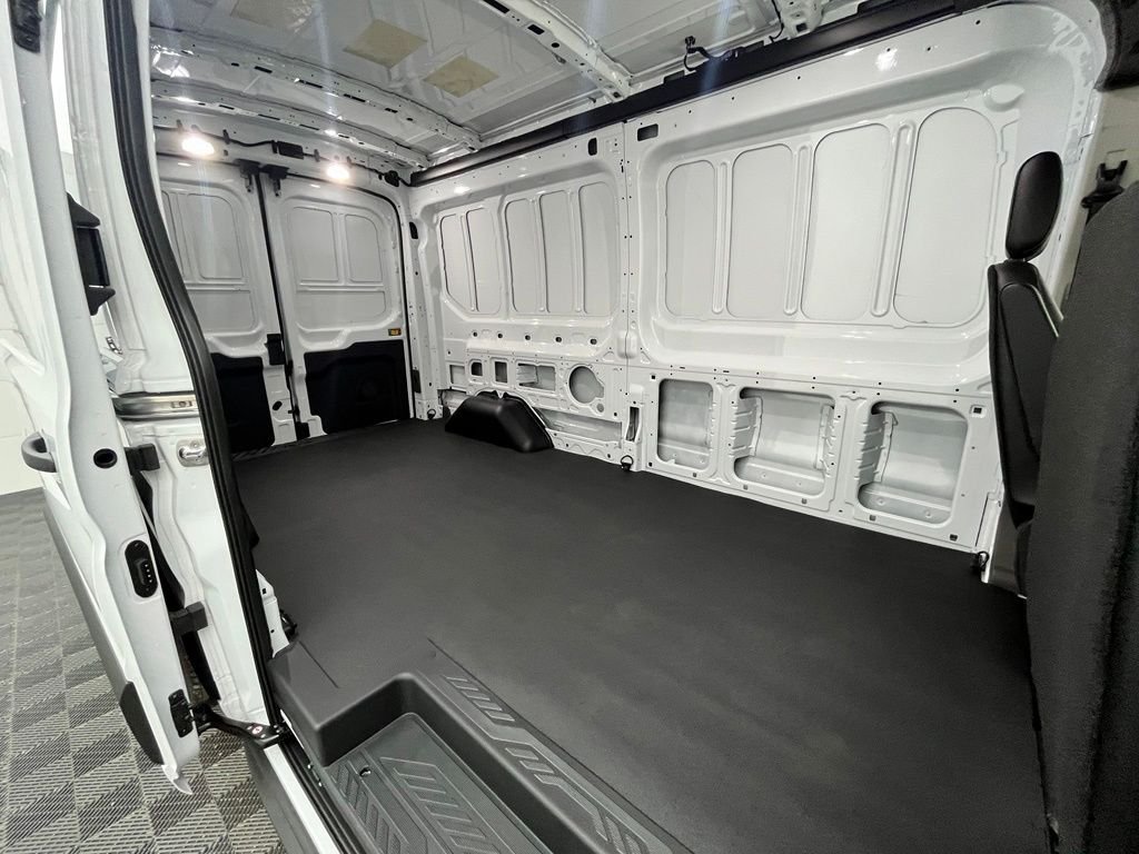 New 2026 White Ford Base image 35