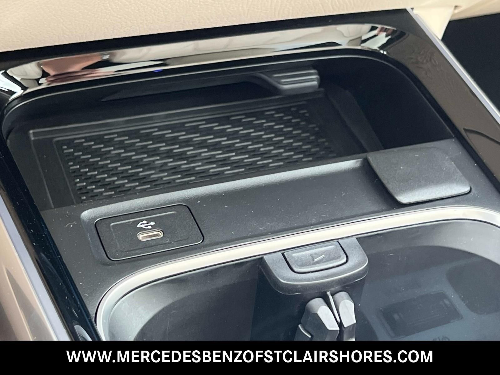 New 2026 Mountain Grey Metallic Mercedes-Benz GLA 250 image 24