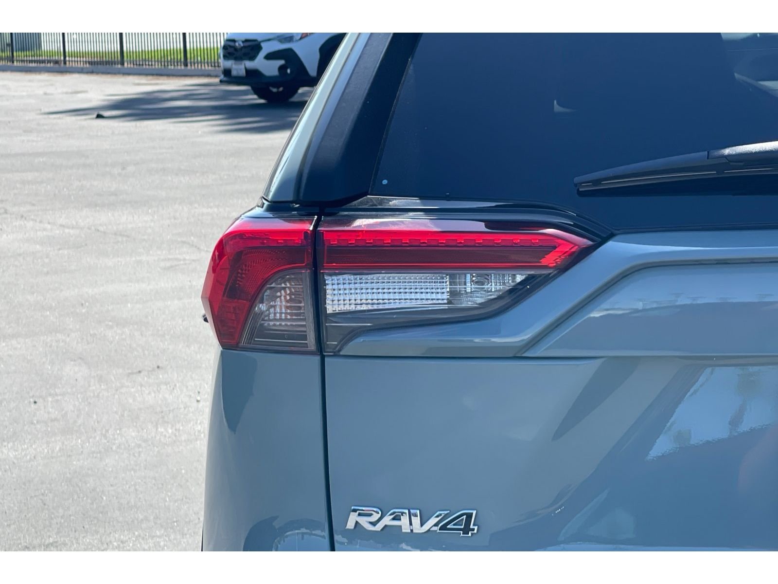 Used 2022 Lunar Rock Toyota XLE Premium image 46