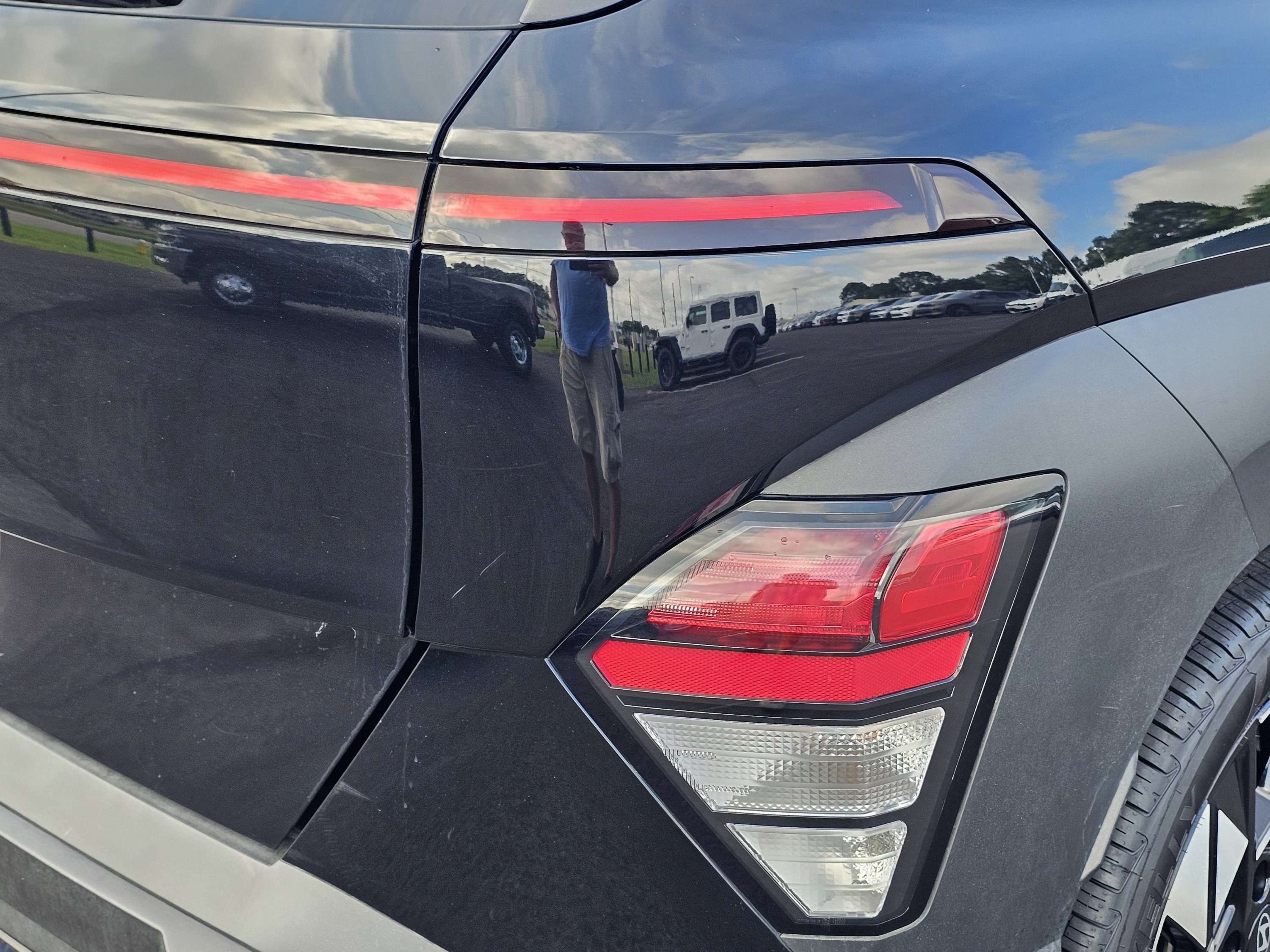 2025 Hyundai Kona SEL - Photo 9