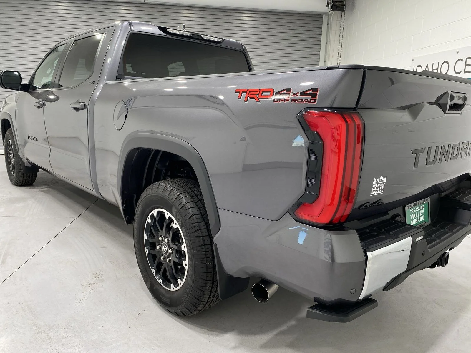 2025 Toyota Tundra SR5 - Photo 6