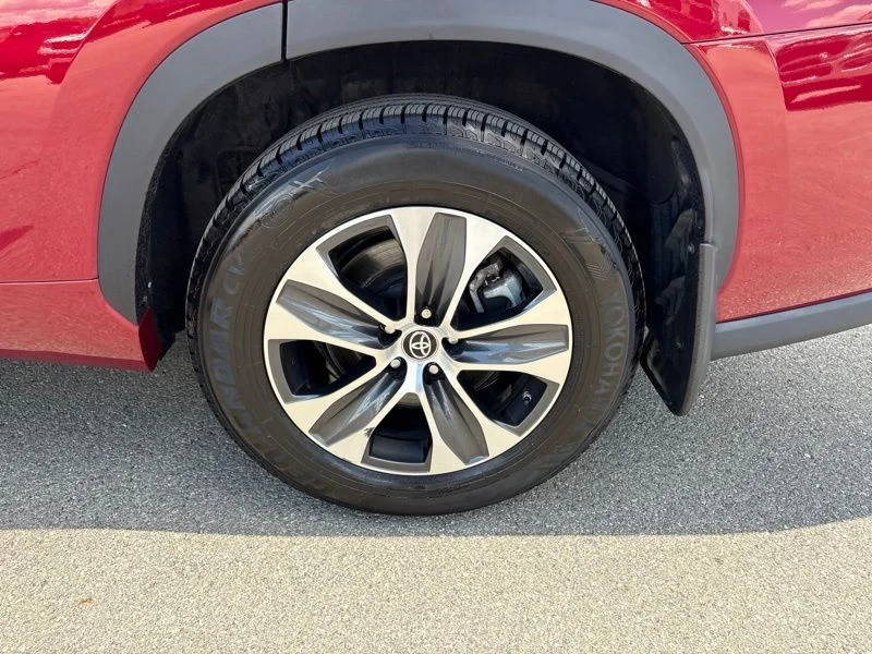 Used 2023 Red Toyota XLE image 44