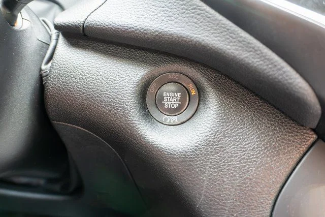 Used 2019 White Jeep Limited image 26