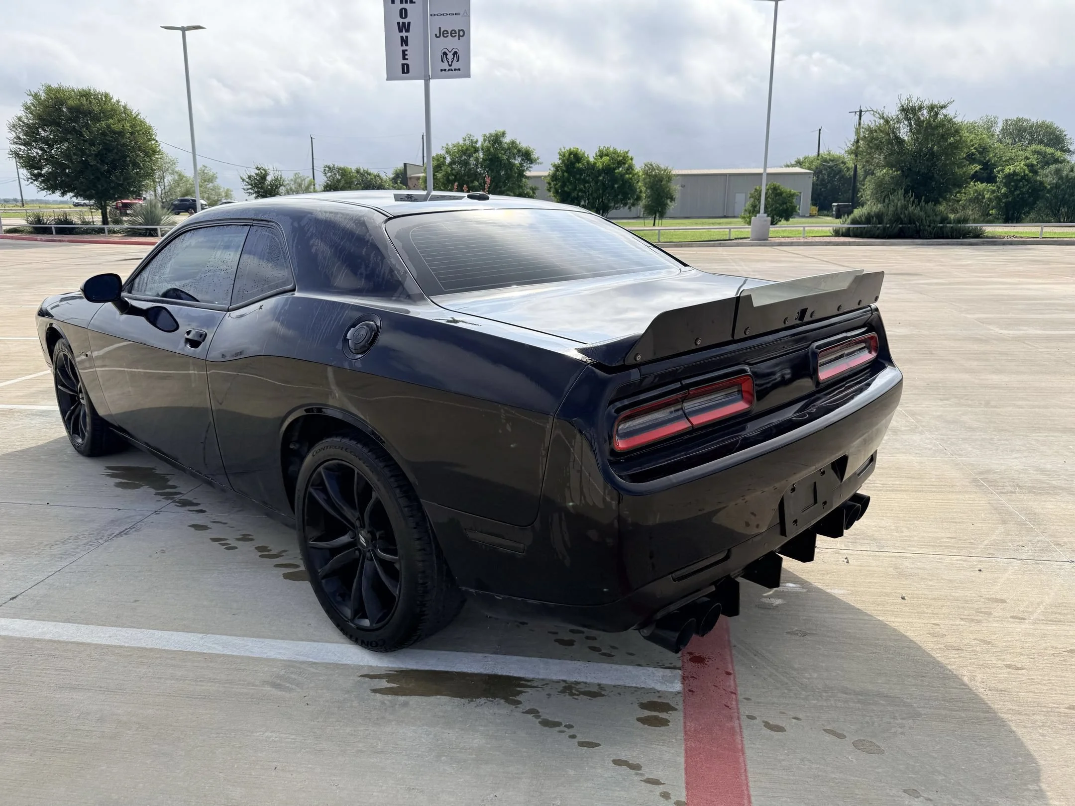 Used 2017 Black Dodge R/T image 4