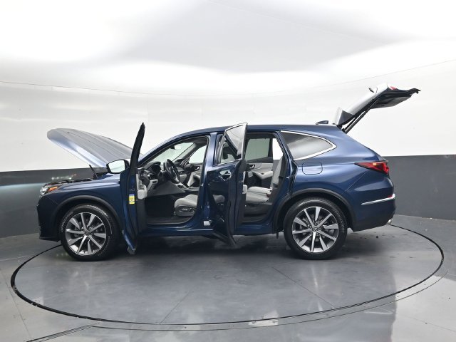 Used 2025  Acura Technology Package image 33