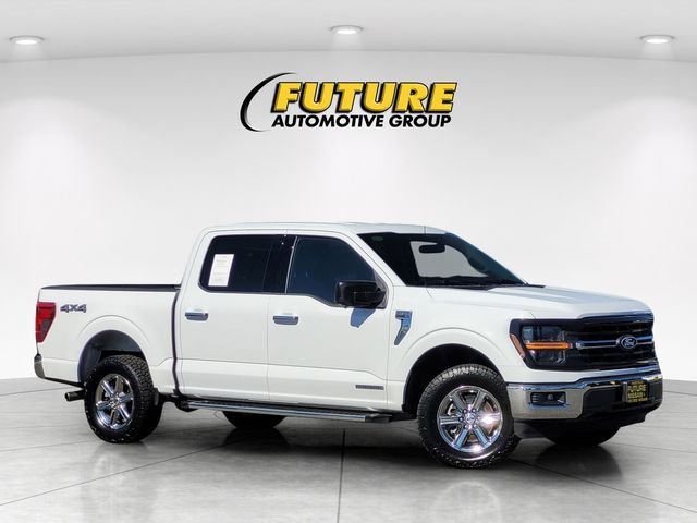 Used 2024 White Ford XLT image 1