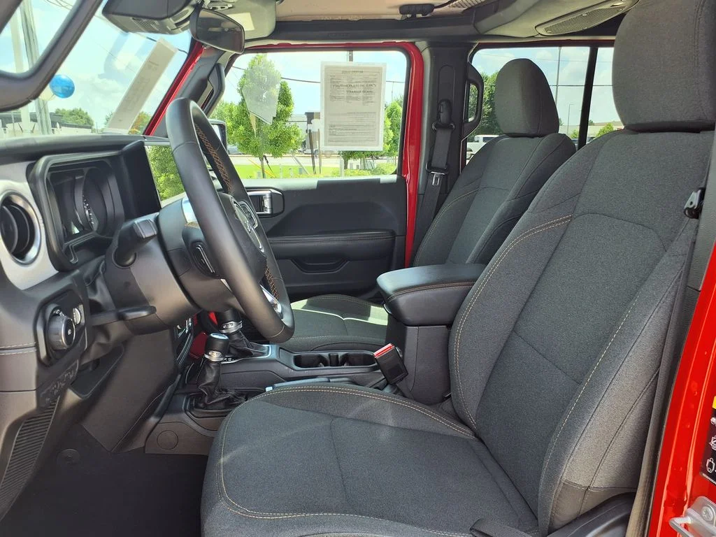 Used 2025 Red Jeep Sahara image 16