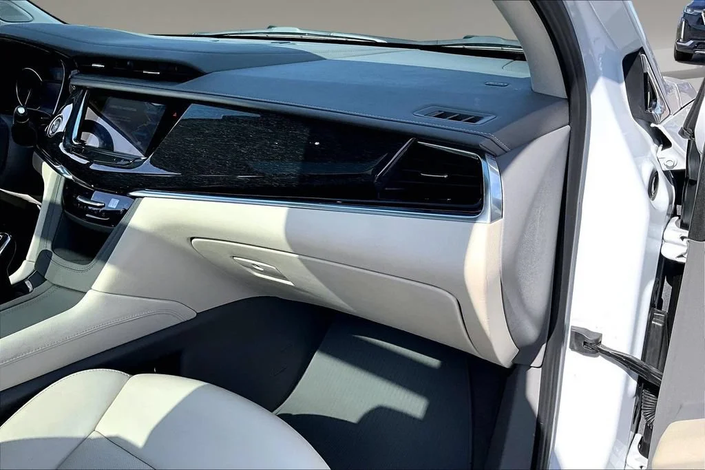 Certified Used 2023 Crystal White Tricoat Cadillac Premium Luxury image 16