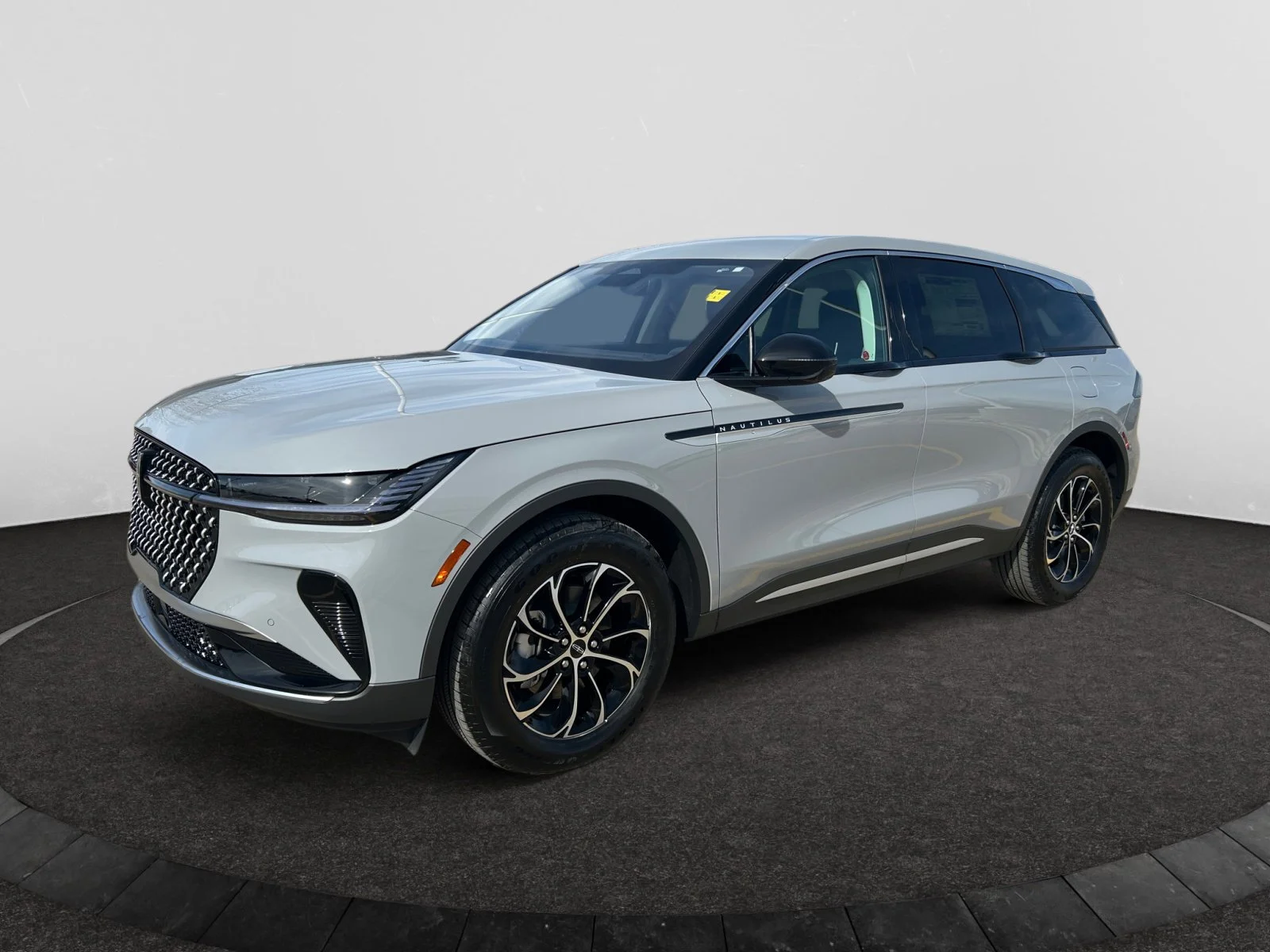 New 2026 Grey Matter Metallic Clearcoat Lincoln Premiere image 1