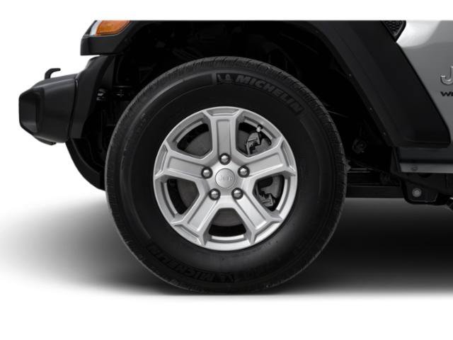 Used 2018 Black Clearcoat Jeep Sport S image 14