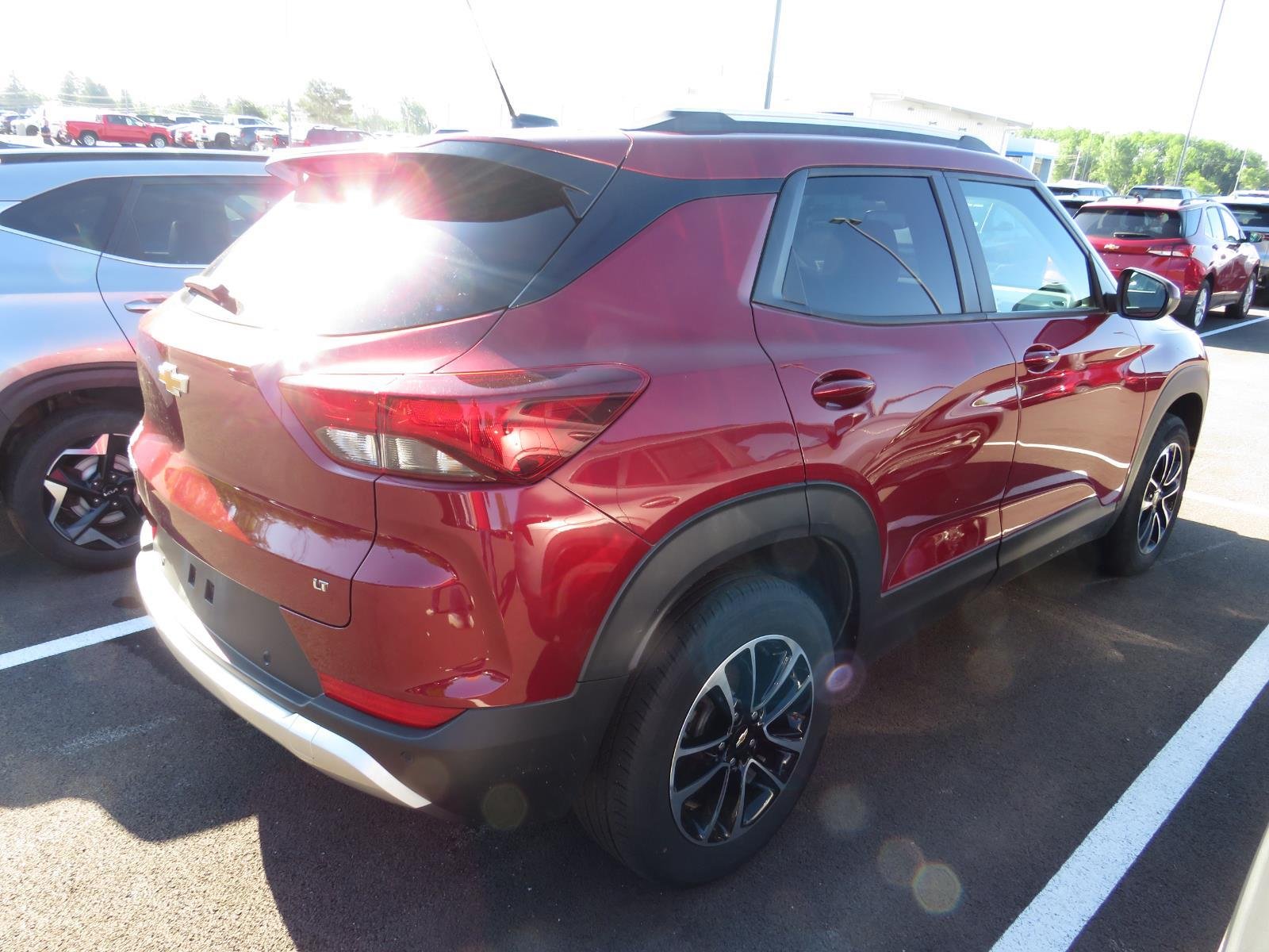 Used 2024 Crimson Metallic Chevrolet LT image 15