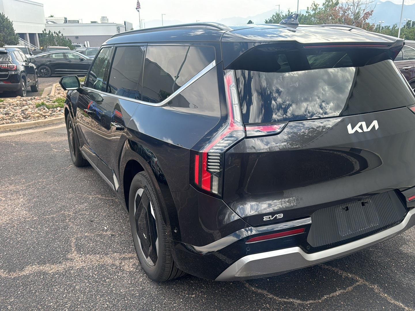 Used 2024 Panthera Metal Kia Land image 6