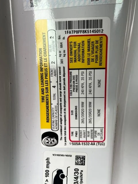 Used 2019 Oxford White Ford GT Premium image 3